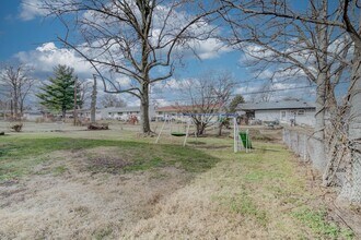 1435 Willowbrook Dr in Florissant, MO - Building Photo - Building Photo