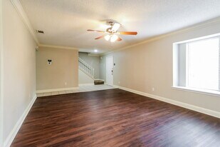 25535 Chapel Ridge Ln in Spring, TX - Foto de edificio - Building Photo