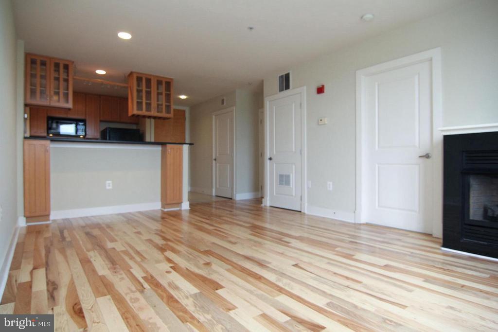 1200 N Hartford St in Arlington, VA - Building Photo