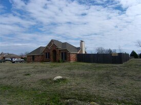 461 San Remo Dr in Princeton, TX - Building Photo
