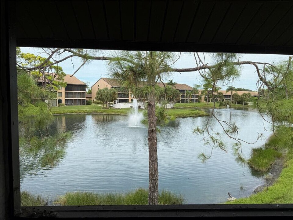 5770 Ashton Lake Dr in Sarasota, FL - Building Photo