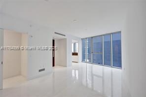 300 Biscayne Boulevard Way, Unit # 505 in Miami, FL - Building Photo - Building Photo