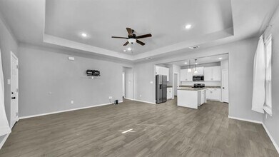 2211 Cactus Alley in Granbury, TX - Building Photo - Building Photo