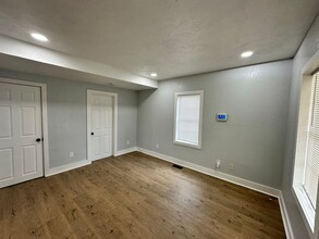 215 E North St in Kalamazoo, MI - Building Photo - Building Photo