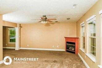 8110 Meadow Bend Dr in Indianapolis, IN - Building Photo - Building Photo