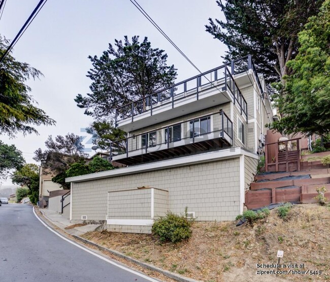 822 Humboldt Rd in Brisbane, CA - Building Photo - Building Photo