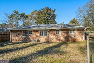 1189 Rock Cut Rd in Forest Park, GA - Building Photo - Building Photo