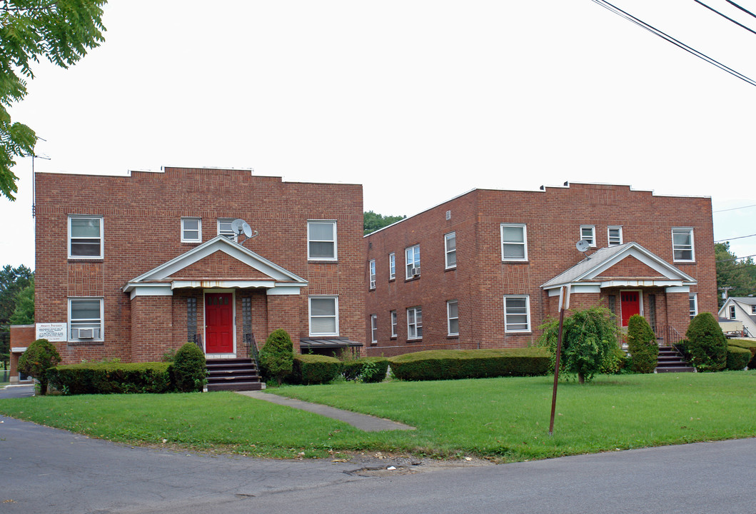 55 Tryon Ct in Albany, NY - Building Photo