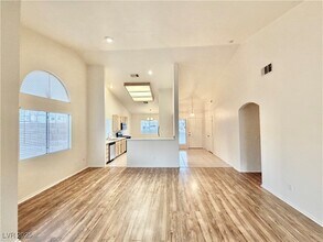 1725 Navarre Ln in Henderson, NV - Building Photo - Building Photo
