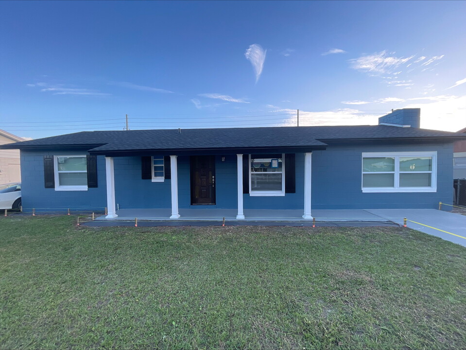 6080 Mattox St in Orlando, FL - Building Photo