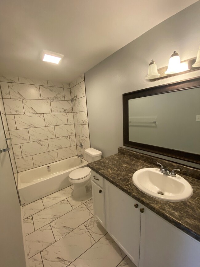 126 Oak Hill Dr