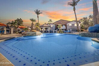 5151 E Guadalupe Rd, Unit A1 in Phoenix, AZ - Building Photo - Building Photo