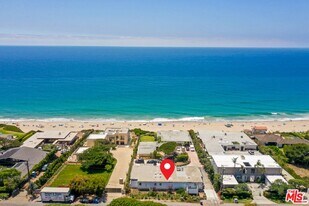 7277 Birdview Ave in Malibu, CA - Building Photo