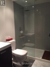 625-629-629 King St W in Toronto, ON - Building Photo - Building Photo