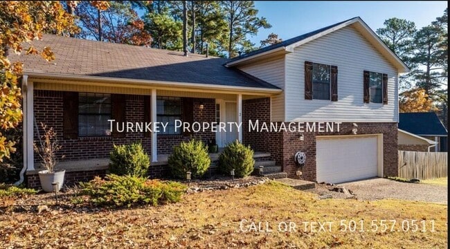 2 Forest Maple Ct in Little Rock, AR - Building Photo - Building Photo