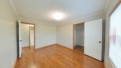 3090 Joslyn Rd in Auburn Hills, MI - Building Photo - Building Photo