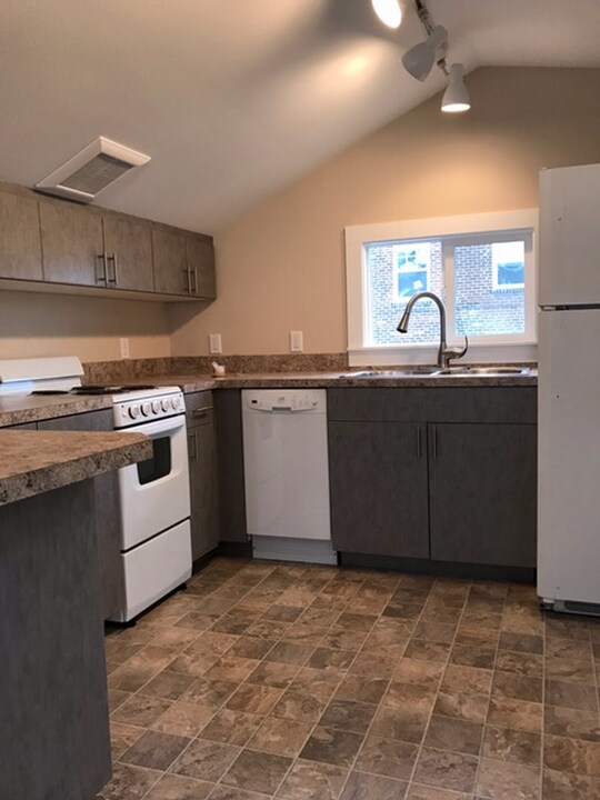 3636 Wallingford Ave N in Seattle, WA - Building Photo