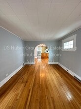 302 N Hayford Ave in Lansing, MI - Building Photo - Building Photo