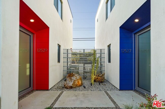12529 Wagner St in Los Angeles, CA - Building Photo - Building Photo