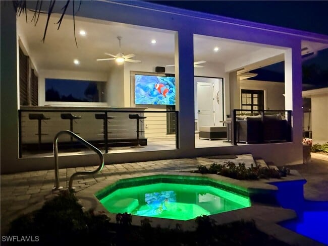 property at 1555 Crayton Rd