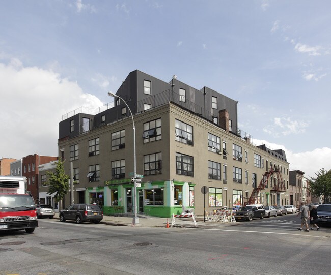 294-300 Graham Ave