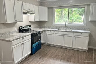 1009 Cherokee St in Mobile, AL - Building Photo - Building Photo