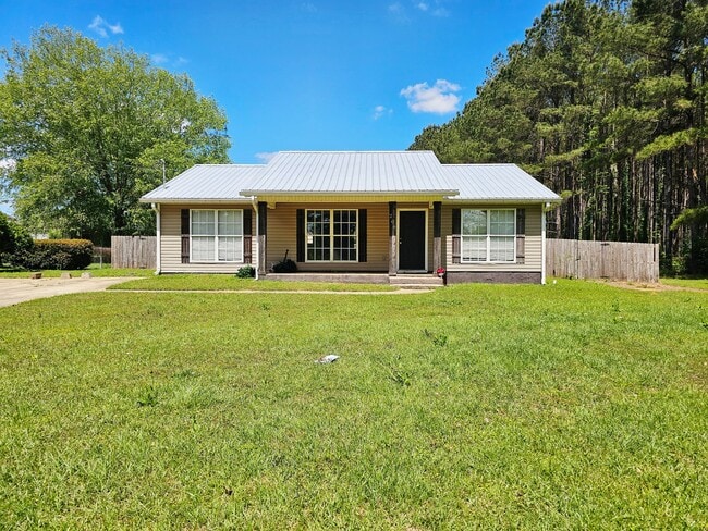 property at 206 Paulk Rd