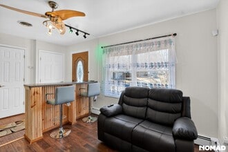 14714 Edgewater Dr in Woodbridge, VA - Building Photo - Building Photo