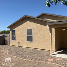 1295 W Placita Tecolote Mesa in Sahuarita, AZ - Building Photo - Building Photo