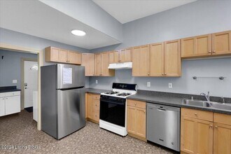 1124 Rammers Ave in Louisville, KY - Building Photo - Building Photo