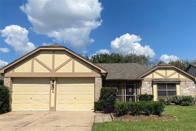 2214 S Ferrisburg Ct in Sugar Land, TX - Building Photo - Building Photo