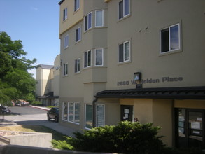Decatur Place Apartments in Denver, CO - Foto de edificio - Building Photo