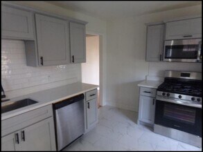 2318 S Louisiana St in Little Rock, AR - Building Photo - Building Photo