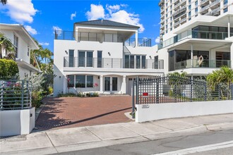 1807 N Fort Lauderdale Beach Blvd in Fort Lauderdale, FL - Building Photo - Building Photo