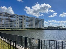 134 Starboard Ln in Merritt Island, FL - Building Photo