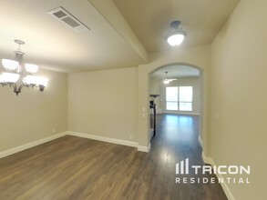 1120 Marigold Dr in Burleson, TX - Building Photo - Building Photo