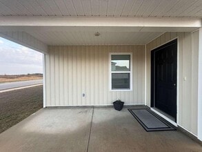 128 Bluebeech St in Freeport, FL - Building Photo - Building Photo