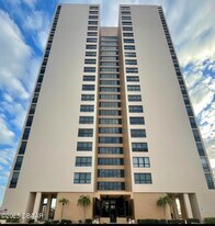 3051 S Atlantic Ave, Unit 1402 in Daytona Beach Shores, FL - Building Photo