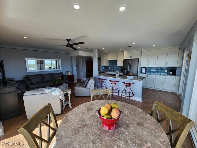 property at 4803 Sunset Ct
