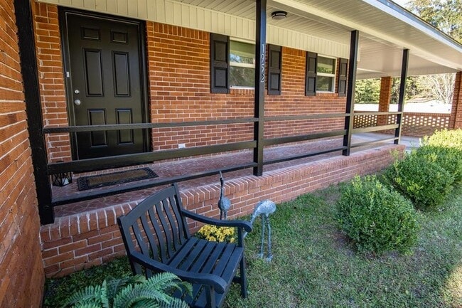 1952 Harriet Dr in Tallahassee, FL - Building Photo - Building Photo