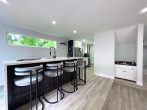 7842 W 79th St in Los Angeles, CA - Building Photo - Building Photo
