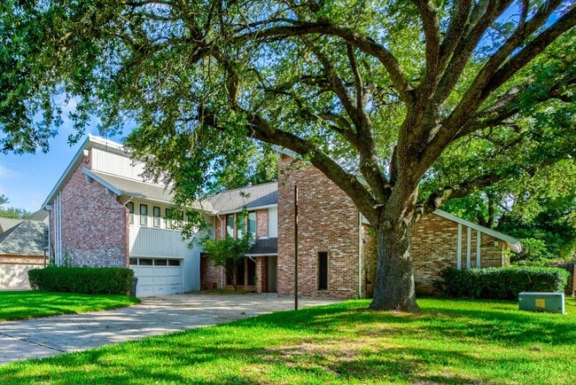 property at 3123 Bonney Briar Dr