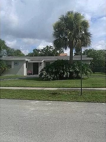 1601 NW 4th St in Boca Raton, FL - Building Photo - Building Photo