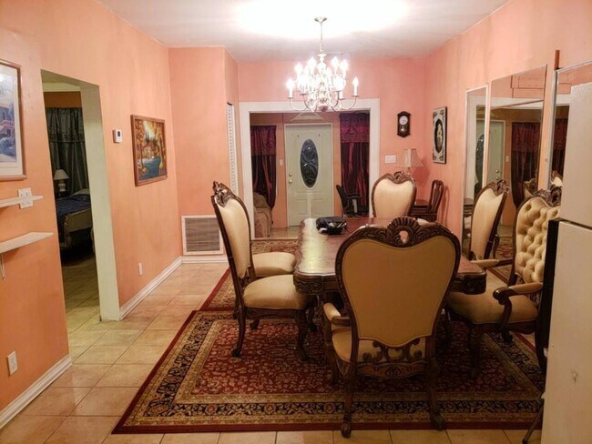4012 Garden Ave, Unit 3 in West Palm Beach, FL - Building Photo - Building Photo