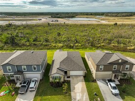 13023 Merlot Sunstone Cv in Parrish, FL - Foto de edificio - Building Photo