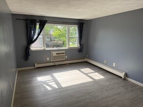 924 Main St, Unit 26 in Woburn, MA - Building Photo - Building Photo