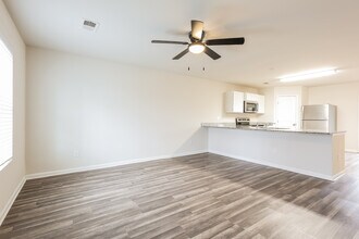 222 Wadsworth Rd in Spartanburg, SC - Building Photo - Building Photo