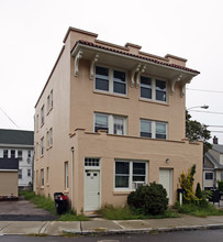 122-124 Rawson Rd in Quincy, MA - Building Photo - Building Photo