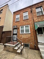 853 Earp St in Philadelphia, PA - Building Photo