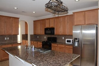 18218 Fairhope Oak Ct in Houston, TX - Building Photo - Building Photo
